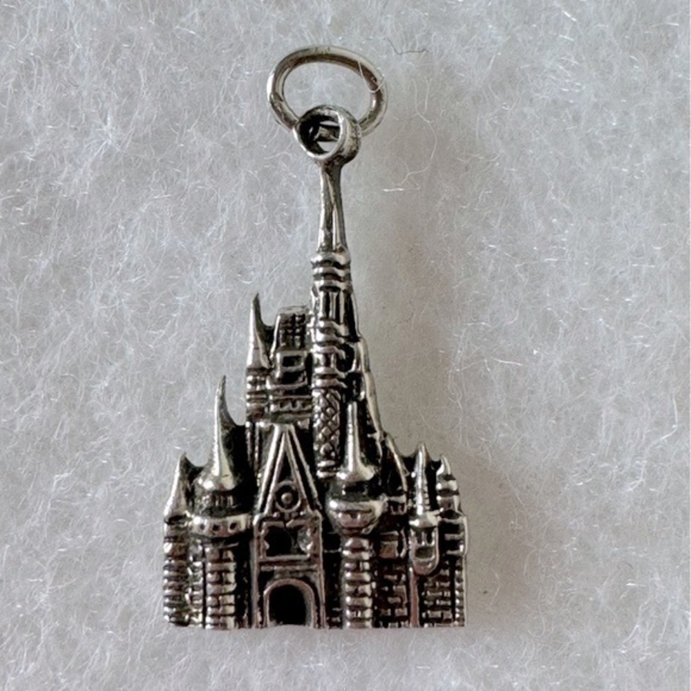 Disney 925 Sterling Silver Cinderella Castle Bracelet Charm Necklace Pendant